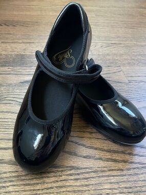 Stelle Tap Shoes Girls Black Patent Mary Jane Shoes -